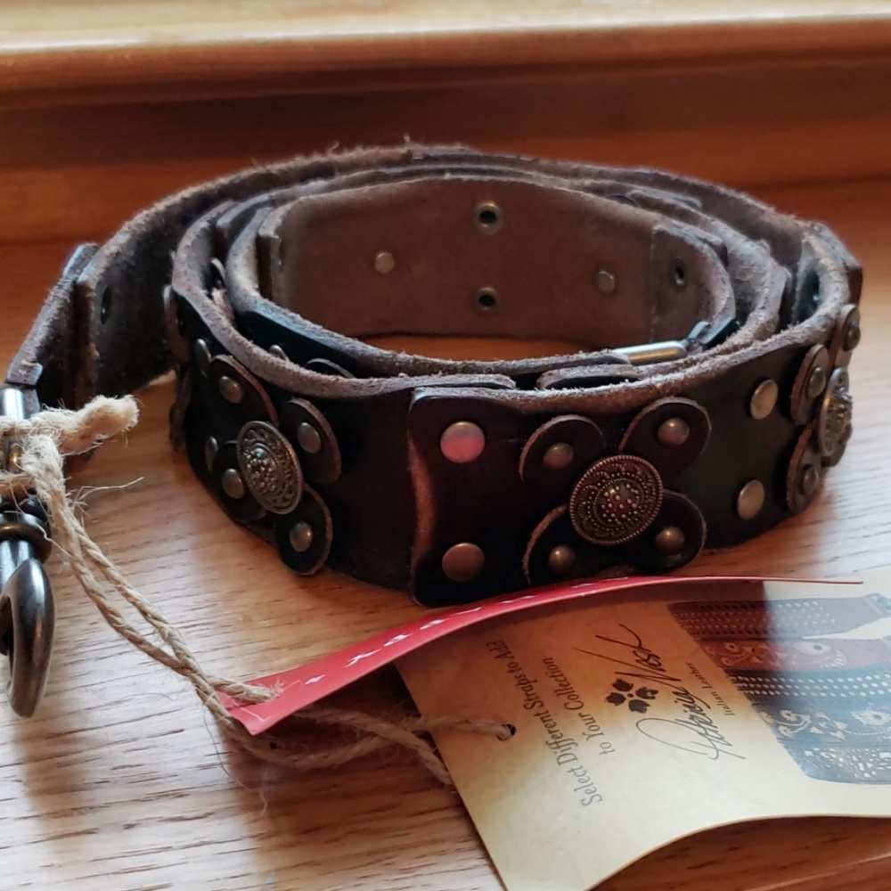 Patricia Nash Black Bella Vista Vintage strap